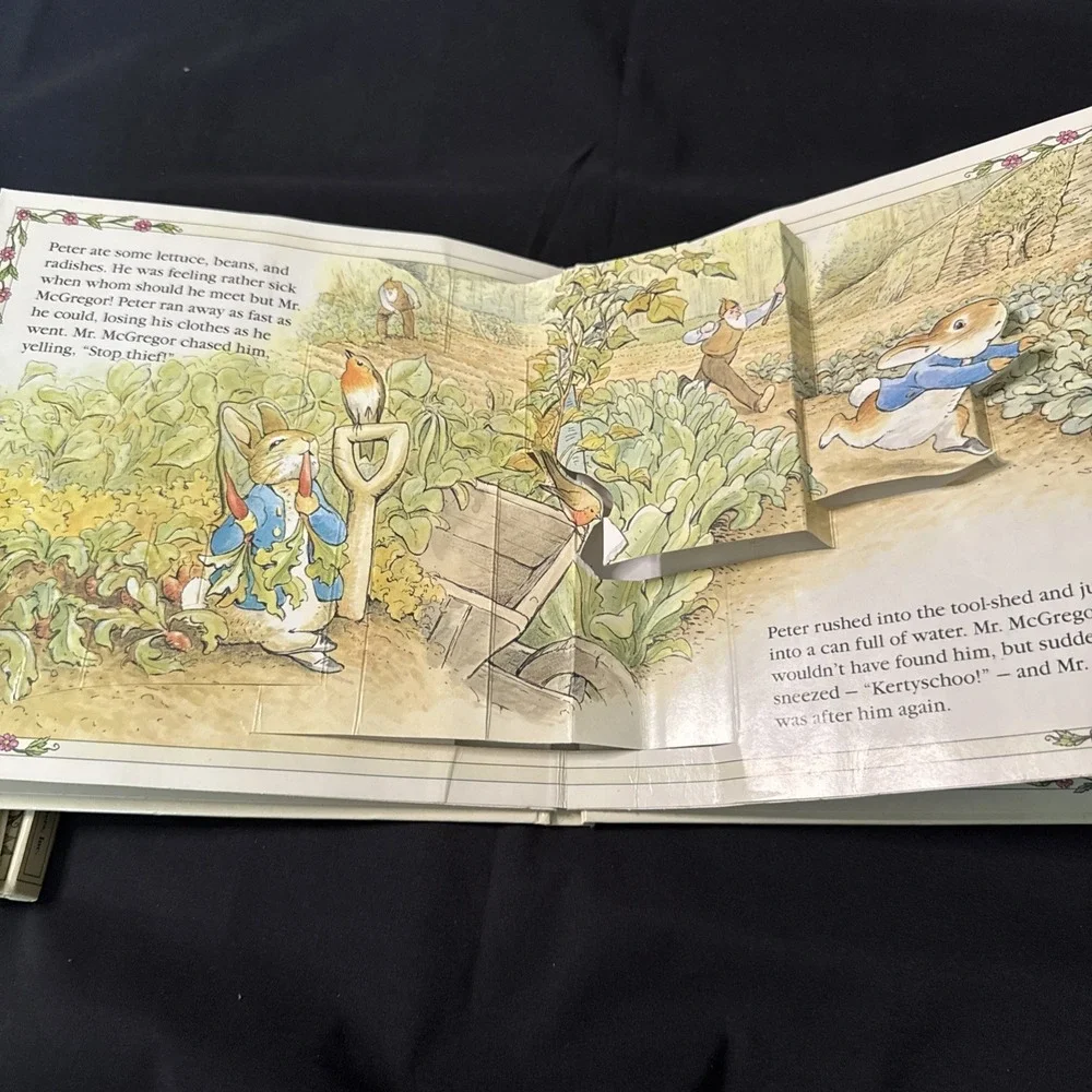 THE TALE OF PETER RABBIT; A POP-UP BOOK - Hardcover *Excellent Condition*